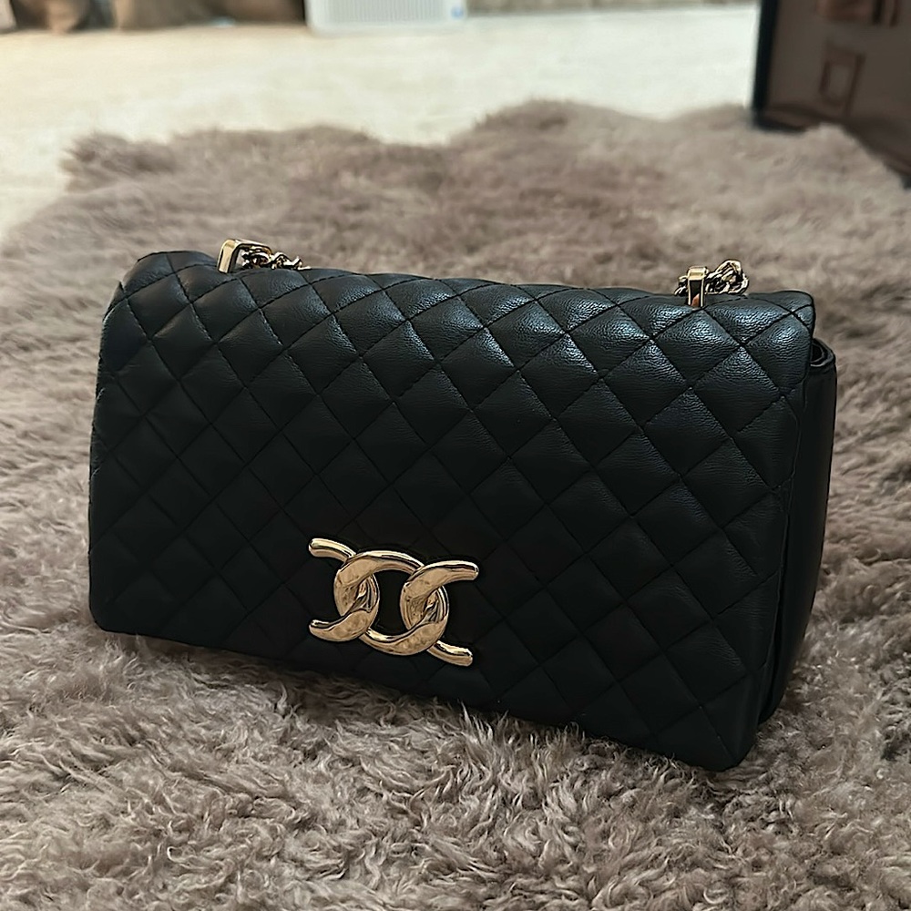 Quilted shoulder/crossbody bag